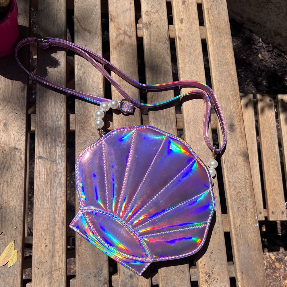 Iridescent Pink Seashell Crossbody